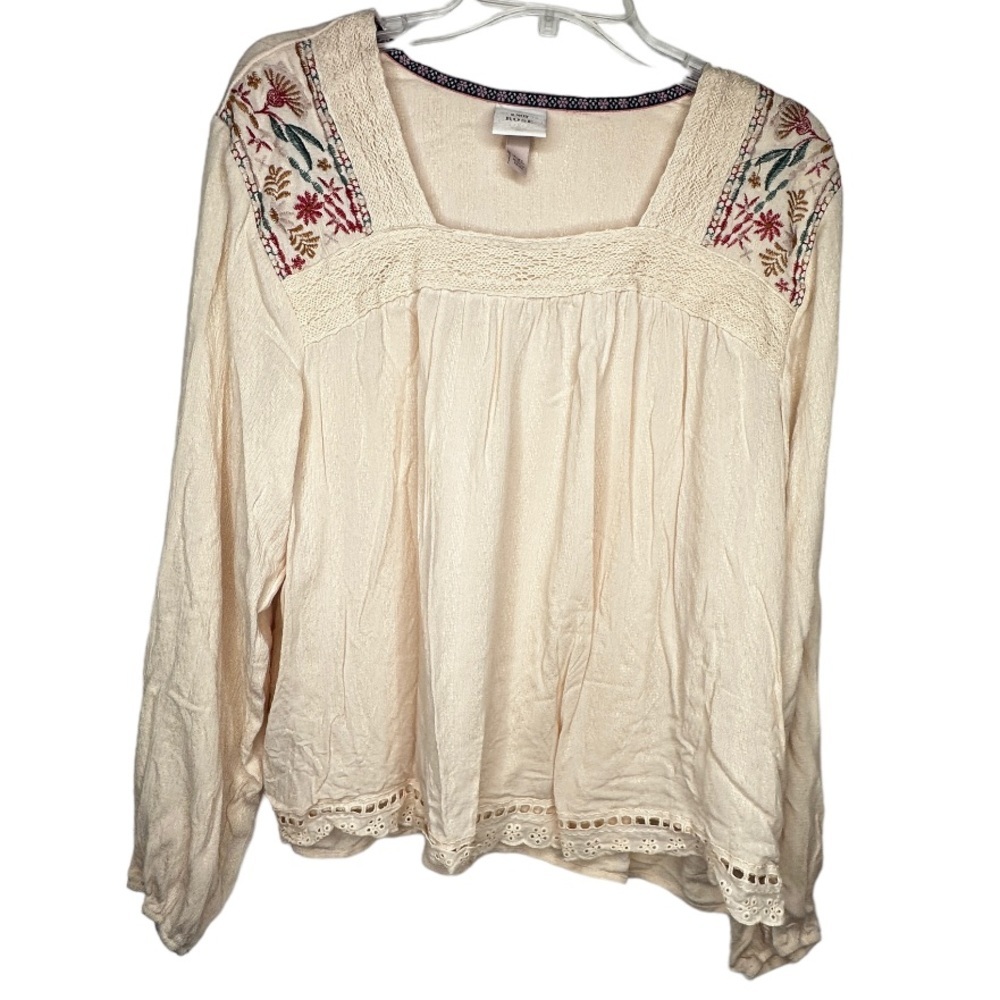 Knox Rose Embroidered Top